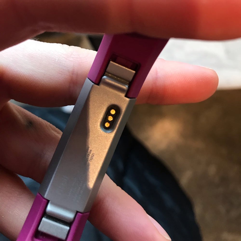 fitbit alta - Picture 2 of 2